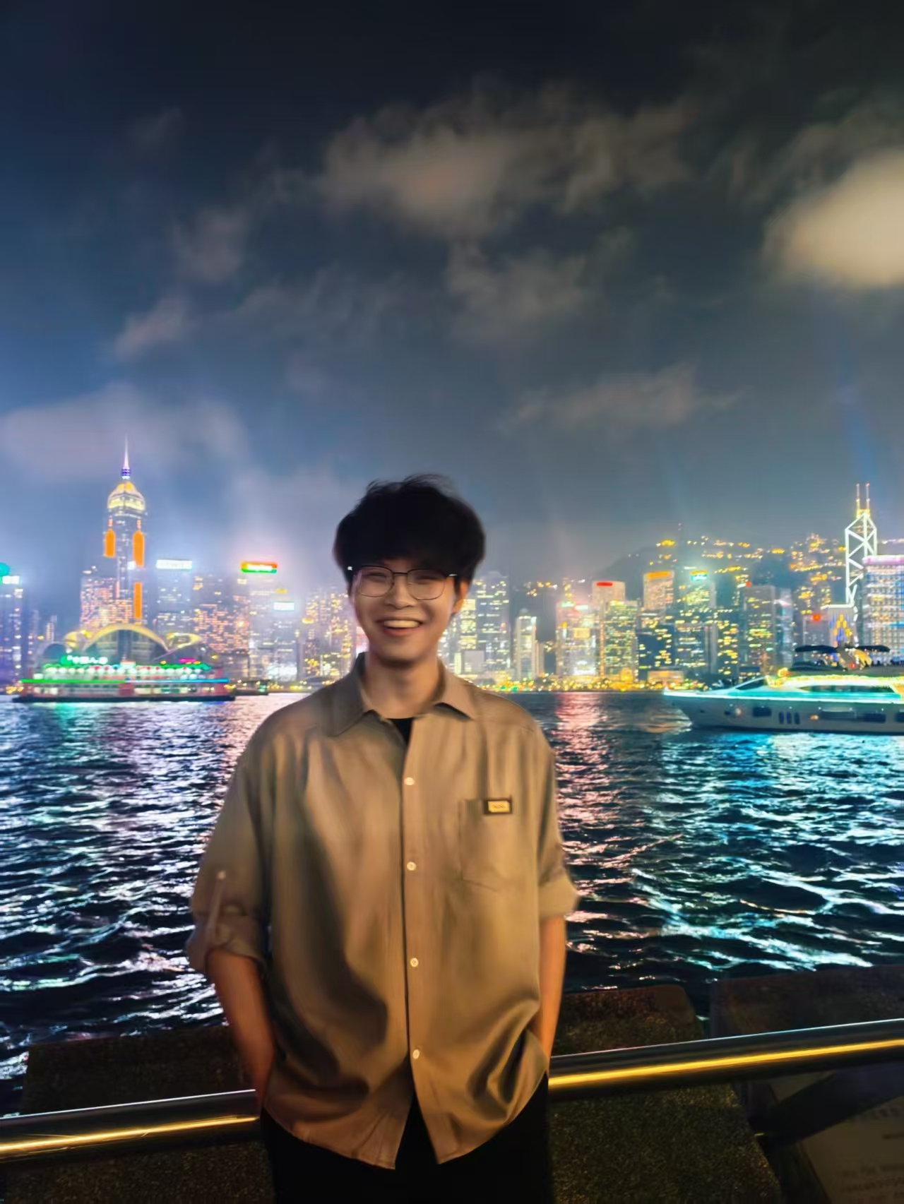 Portrait of Qiushi Xie